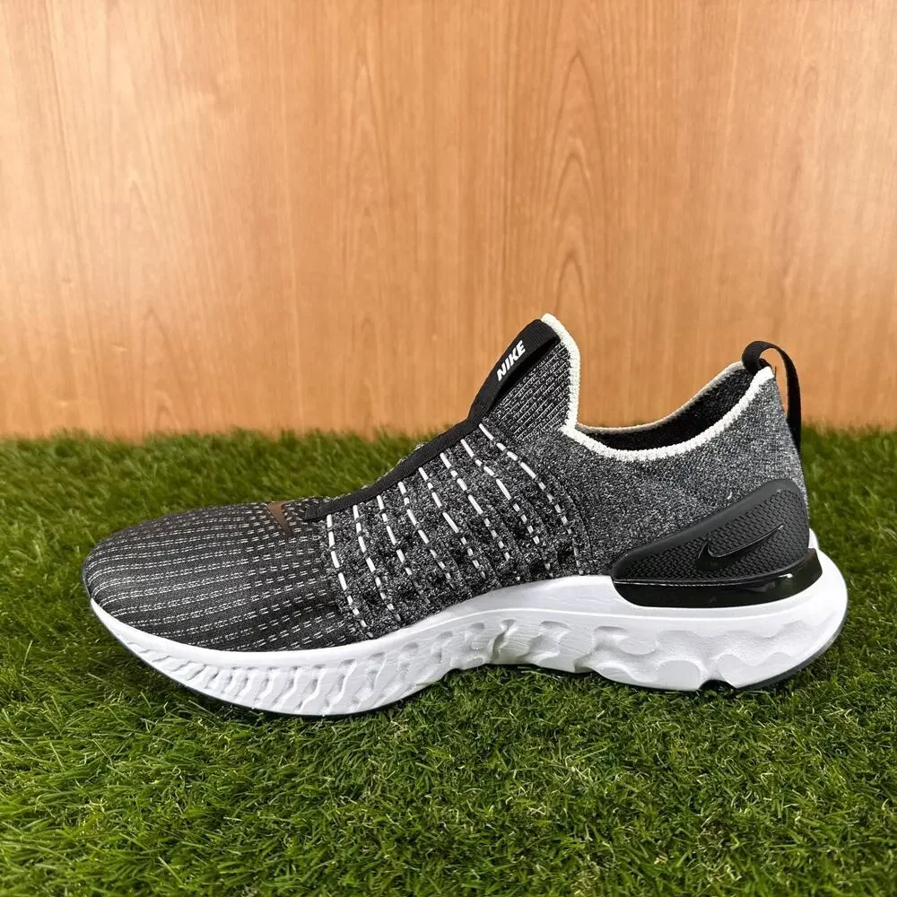 Nike React Phantom Run Flyknit 2 Oreo CJ0280-002 Women's Sz 12 / Men's Sz 10.5